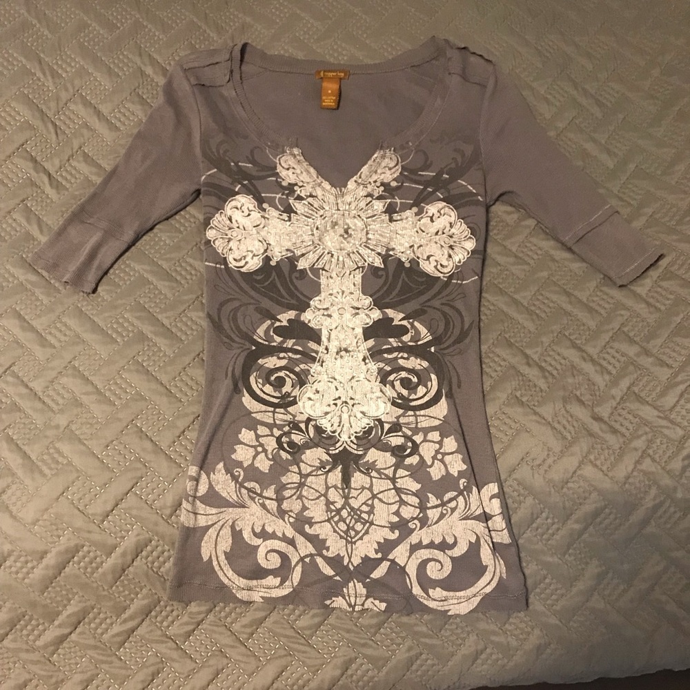 3/4 sleeve, cross, slim fit, small, tee shirt